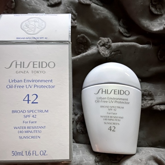 Shiseido Other - Shiseido Oil-Free UV Protector SPF 42